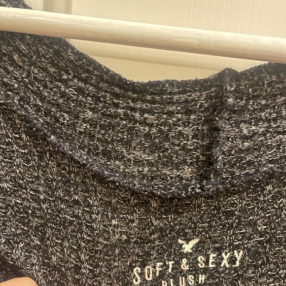 Grey American Eagle Sweater - Picture 4 of 5
